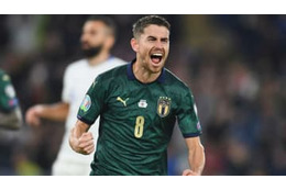 イタリア代表、ピッチ上での「緑のルネッサンス」サードユニフォームを見る 画像