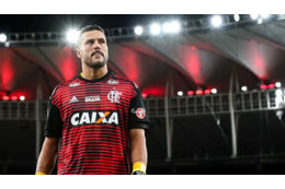 長友の元同僚J・セーザル、南米制覇で気絶…「衝撃シーン」がこれ 画像