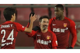 34歳ラベッシ、早くも引退へ！盛大セレモニーがこれ 画像