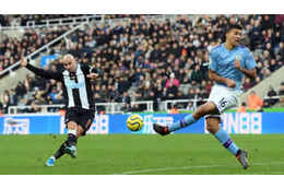 シティを絶望させたシェルヴィ、古巣リヴァプールに捧げる「神シュート」がこれ 画像