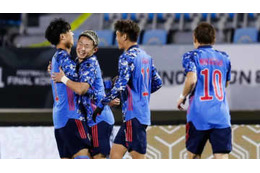 日本代表、5-0で香港撃破！菅大輝の「火の玉シュート」がこれ 画像