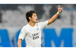 酒井宏樹、よく見るとヒドかった「PK献上シーン」がこれ 画像