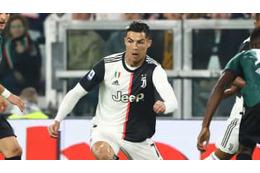 ロナウド、とんでもないコースを撃ち抜いた「神シュート」がこれ 画像