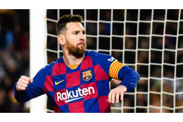 メッシ、神の左が炸裂！「魔法みたいな超フリーキック2連発」がこれ 画像