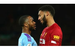 スターリングvsゴメス！試合中にあった「衝突バトルシーン」がこれ 画像