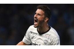 神戸FWダビド・ビジャ、今季限りでの引退を発表 画像