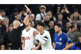 ソン・フンミン、一発退場！「問題の報復キック」がこれ 画像