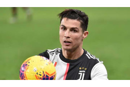 「ロナウドには速さもドリブルもない」カペッロの“絶賛”がおもしろい 画像