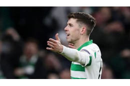 この「股間掴み」、3試合禁止は正当なのか？論争のプレーがこれ 画像