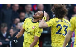 アーセナル、「恐怖タックル」のオーバメヤングの減刑を求める 画像