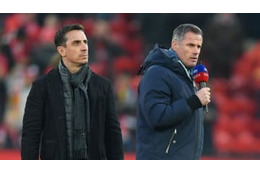 ネヴィル兄、「◯指立てからの天然ボケ」がこれ 画像