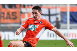 イタい！ロリアンMF「アソコにロングボール」で悶絶…の瞬間がこれ 画像