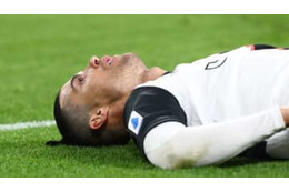 35歳ロナウド、愛娘を言い訳にしない「腹筋トレ」がこれ 画像