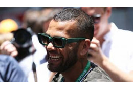 ダニ・アウヴェス、愛車をパクられる 画像