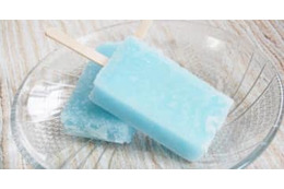 タイではチャナティップがガリガリ君をアピールしている 画像