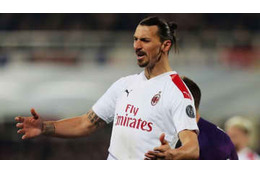 イブラヒモヴィッチ、VARで取り消された「幻の裏街道ゴール」がこれ 画像