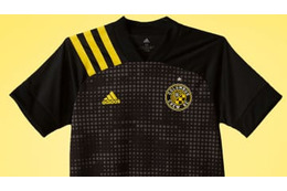 コロンバス・クルー、2020新ユニフォームを発表！「美人キャスター」がモデルに 画像