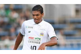 FC岐阜退団のライアン・デ・フリース、アイルランド古豪に移籍 画像