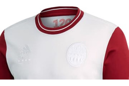 バイエルン、クラシックすぎる120周年記念ユニフォームを発表！ 画像