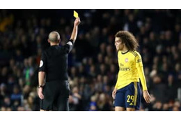 アーセナル20歳、「無言の嫌味」でイエロー　元スパーズMFは主審を酷評 画像