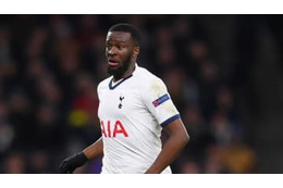 キャラガー辛辣！トッテナムMFは「老人か、子供か、ヤヤトゥレのよう」 画像