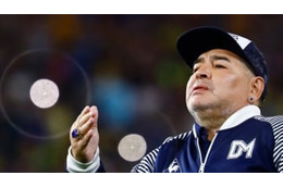 マラドーナ、新型コロナウイルスは「教育、従順、敬意で解決できる」 画像