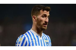 元伊代表MFが「卵リフティング」に挑戦！結果はこれ 画像