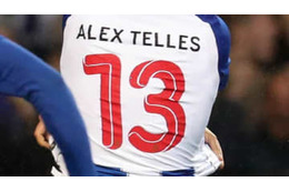 「背番号13」なのに攻撃力が鬼だった4人のサイドバック 画像