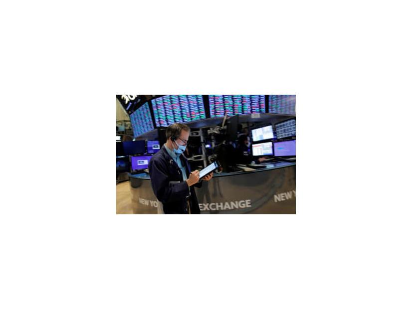 19日のニューヨーク証券取引所（ロイター＝共同）