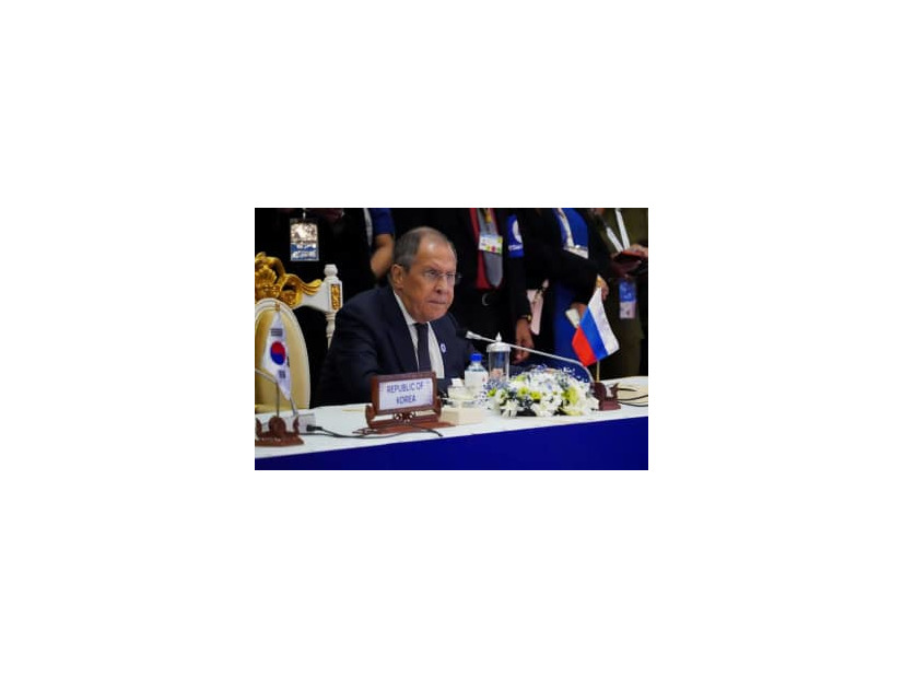 東アジアサミットに出席するロシアのラブロフ外相＝13日、カンボジア・プノンペン（ロイター＝共同）