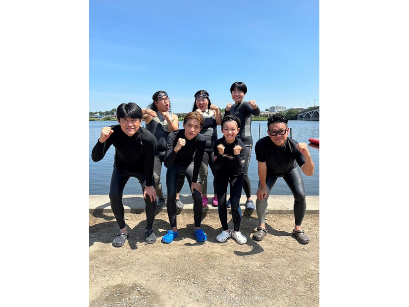 （後列左から）中岡創一、ガンバレルーヤ（よしこ、まひる）／（前列左から）藤井貴彦アナウンサー、高橋恭平、村山輝星、宮川大輔（C）日本テレビ
