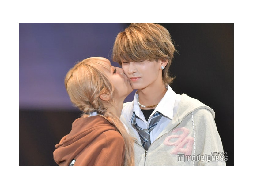 細川愛沙、須藤大和（C）モデルプレス