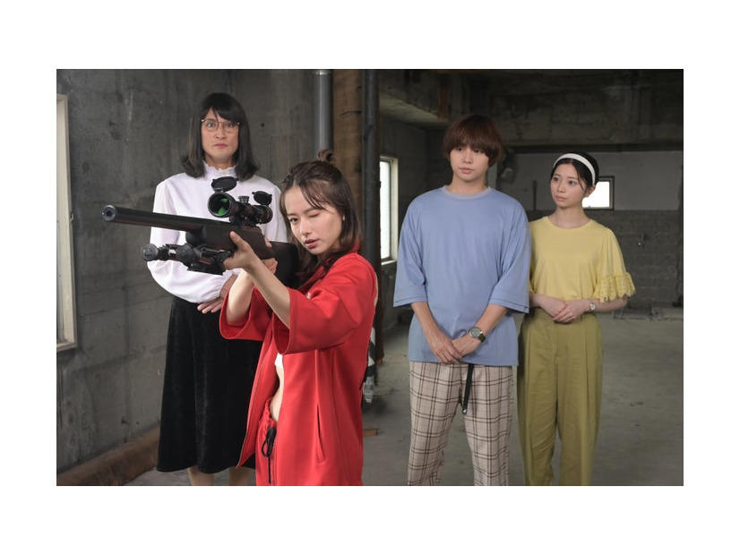 松岡昌宏、山本舞香、伊野尾慧、桜田ひより（C）テレビ朝日