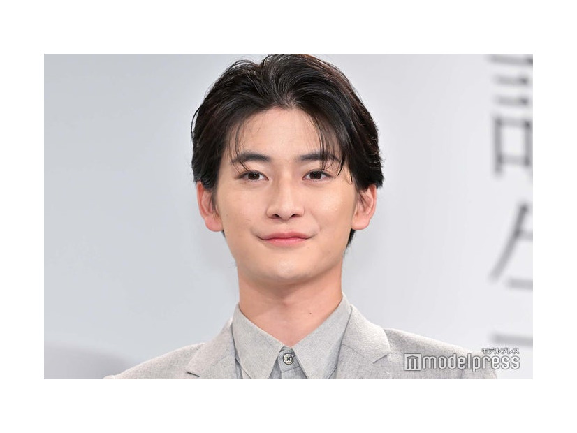 発表会に出席した高橋文哉（C）モデルプレス