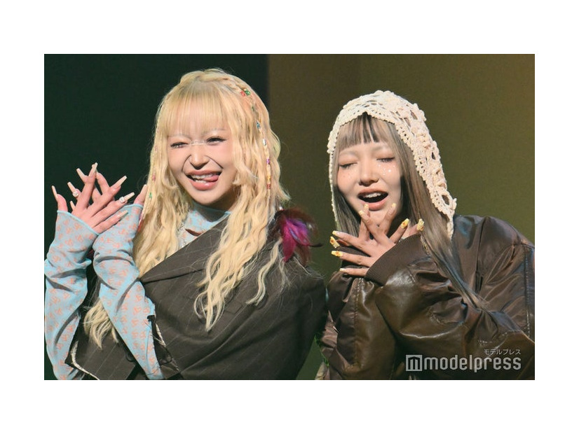 コノリリ（コノミ、ライリー）（C）モデルプレス