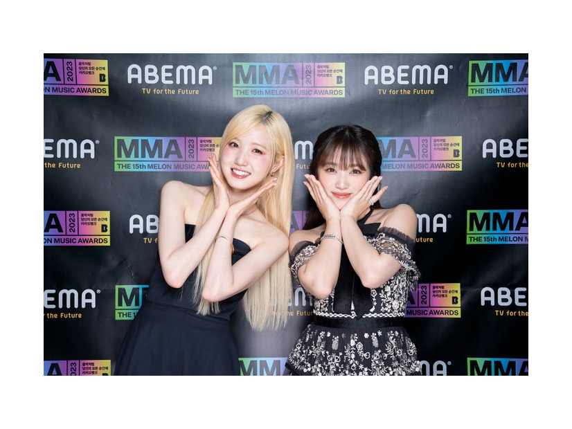 本田仁美、矢吹奈子（C）2023 Melon Music Awards（MMA2023）