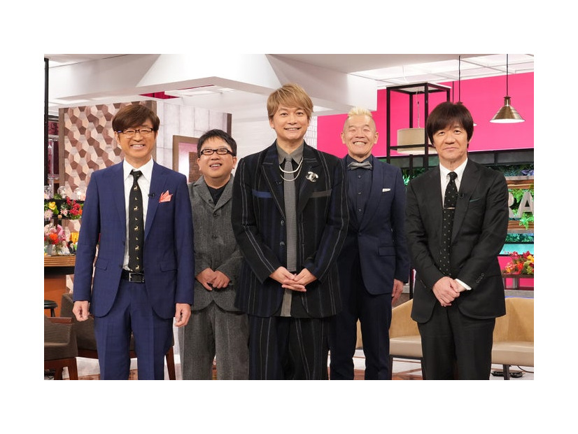 （左から）大竹一樹、天野ひろゆき、香取慎吾、ウド鈴木、内村光良（C）日本テレビ