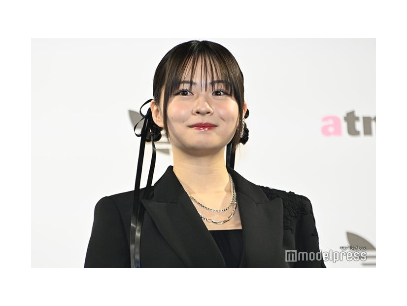 「atmos presents SNEAKER BEST DRESSER AWARD 2024」に登場した莉子（C）モデルプレス