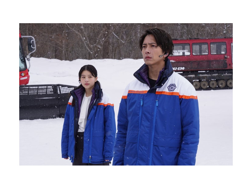 出口夏希、山下智久「ブルーモーメント」第1話より（C）フジテレビ