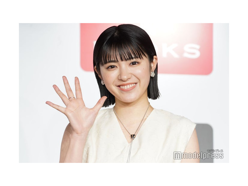 1st写真集「ゆづき。」発売記念イベント後の囲み取材に応じた平川結月（C）モデルプレス