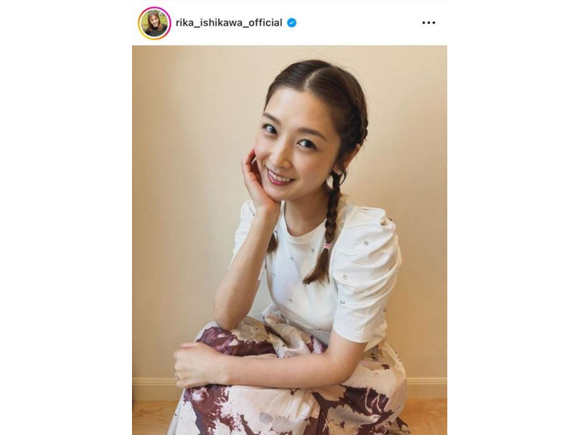 石川梨華、“息子カメラマン”による三つ編みヘアSHOTに反響「可愛いママで羨ましい」「上手ですね」