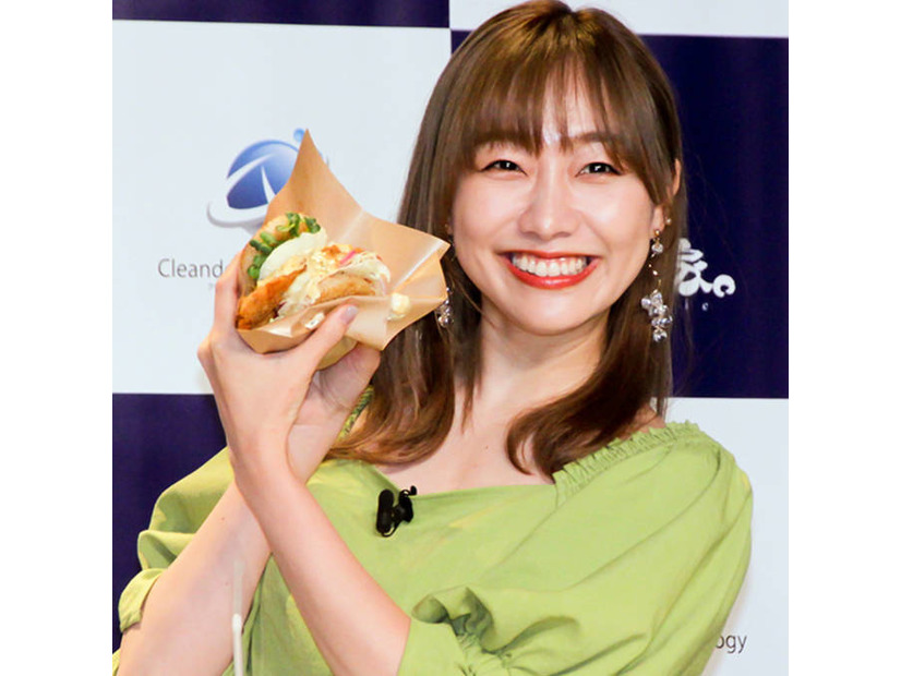 須田亜香里、“ビックリマン”な私服SHOTを披露し「めっちゃ可愛い」「お似合いです」の声