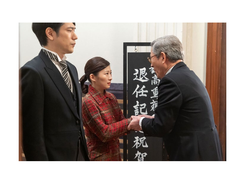 松山ケンイチ、伊藤沙莉、小林薫「虎に翼」第69話（C）NHK