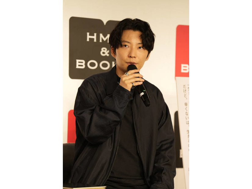 星野源、エッセイを書く時に心がけていることとは？「感動したらそれを強調して伝えたくなるけど…」