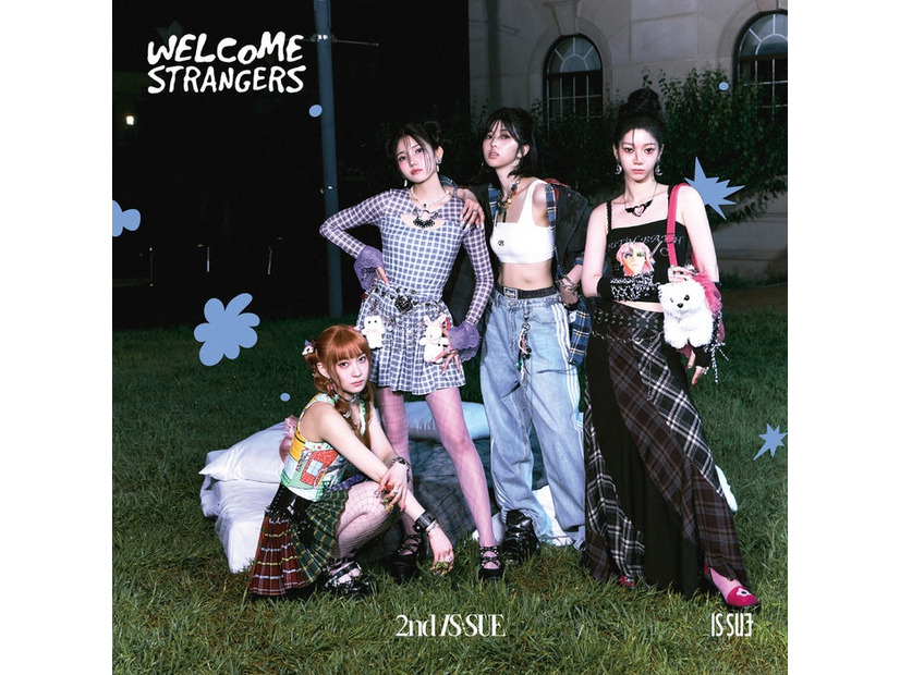 「Welcome Strangers ~2nd IS:SUE~」通常盤ジャケット（C）LAPONE GIRLS