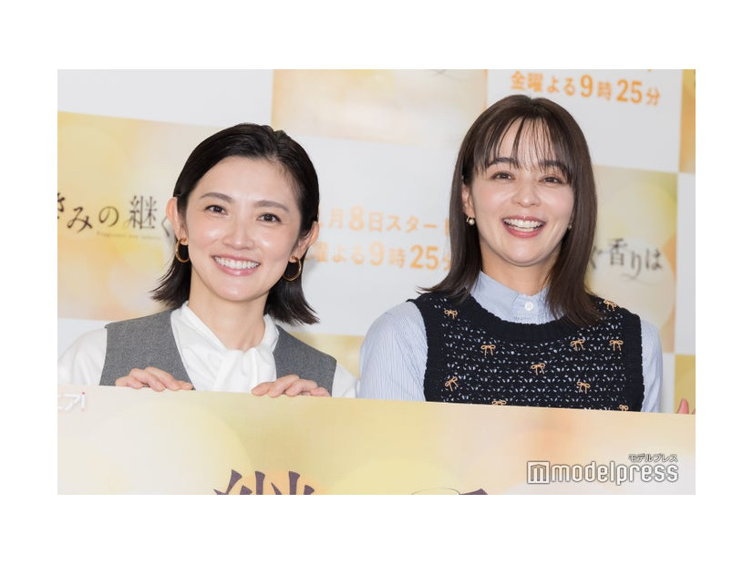 ドラマ「きみの継ぐ香りは」制作発表記者会見に出席した星野真里、加藤ローサ（C）モデルプレス