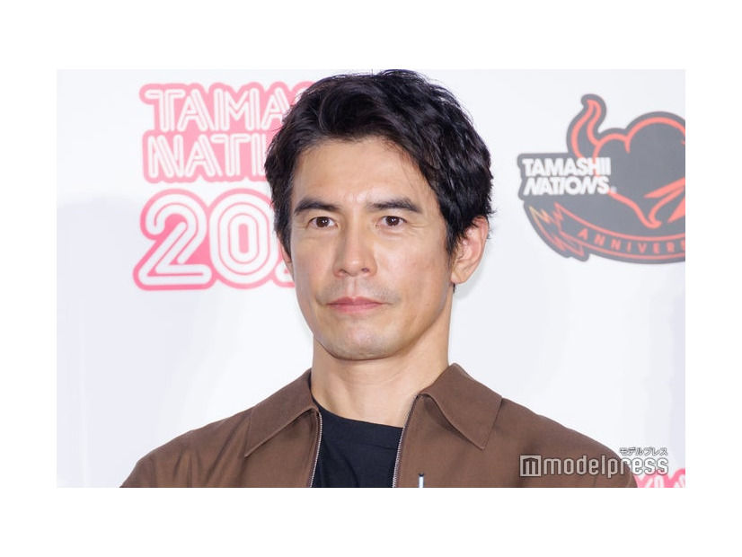 短髪の伊藤英明（C）モデルプレス