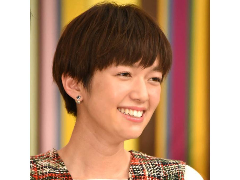 佐藤栞里、ばっさりヘアカット！ショートボブ姿にファン歓喜「これこれって感じ～！」「最高に似合ってます」