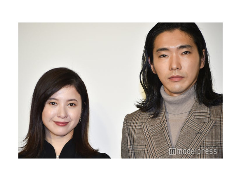 吉高由里子、柄本佑（C）モデルプレス