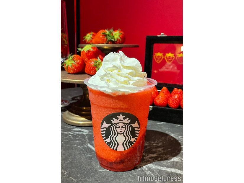 THE 苺 フラペチーノ（C）モデルプレス